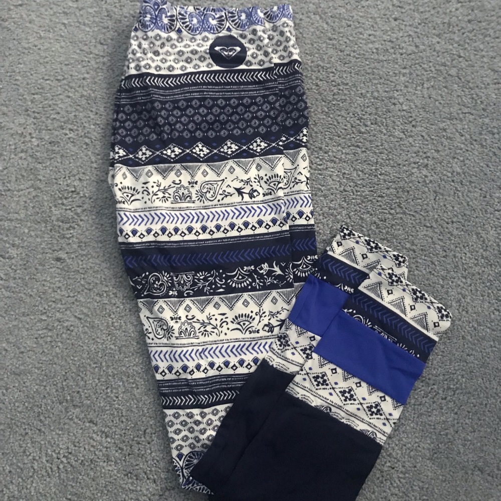 NWOT ROXY HYBRID LEGGINGS S